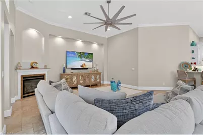 4810 Sycamore Dr, Naples, FL 34119 - Photo 29