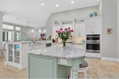 4810 Sycamore Dr, Naples, FL 34119 - Photo 13