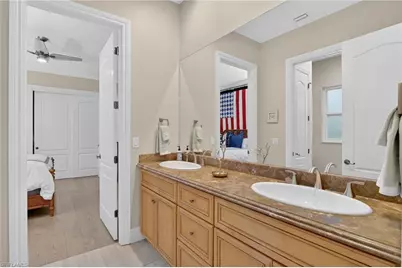 4810 Sycamore Dr, Naples, FL 34119 - Photo 37