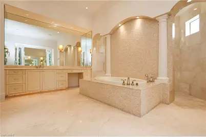 823 Cassena Rd, Naples, FL 34108 - Photo 27