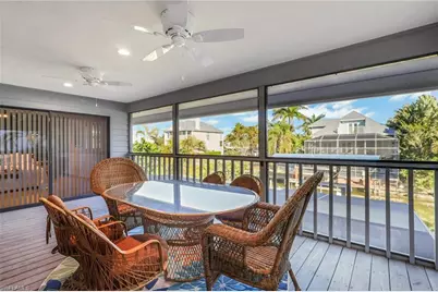 1282 Belaire Ct W, Naples, FL 34110 - Photo 23