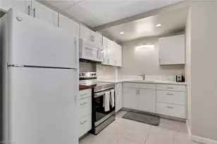 1282 Belaire Ct W, Naples, FL 34110 - Photo 27