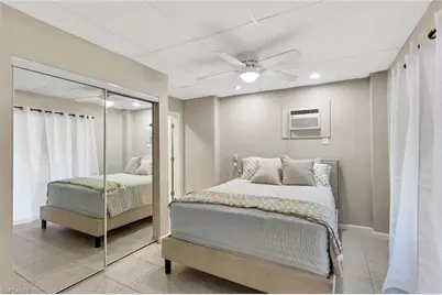 1282 Belaire Ct W, Naples, FL 34110 - Photo 29