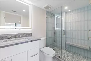 2382 Gulf Shore Blvd N, Naples, FL 34103 - Photo 21