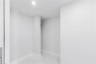 2382 Gulf Shore Blvd N, Naples, FL 34103 - Photo 17