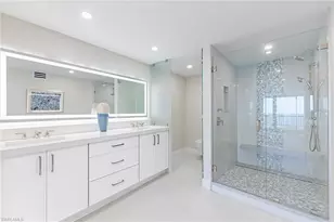 2382 Gulf Shore Blvd N, Naples, FL 34103 - Photo 15