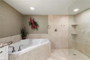 4451 Gulf Shore Blvd N, Naples, FL 34103 - Photo 15