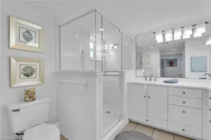 6101 Pelican Bay Blvd, Naples, FL 34108 - Photo 21