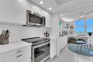 6101 Pelican Bay Blvd, Naples, FL 34108 - Photo 15
