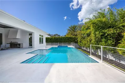 375 Bow Line Dr, Naples, FL 34103 - Photo 47