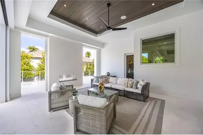 375 Bow Line Dr, Naples, FL 34103 - Photo 43