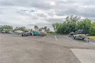 2237 River Reach Dr, Naples, FL 34104 - Photo 45