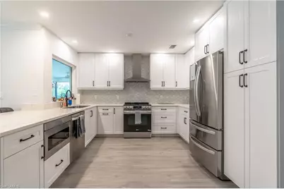 2237 River Reach Dr, Naples, FL 34104 - Photo 5