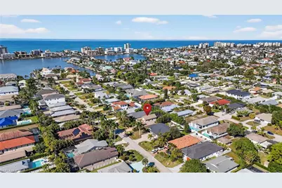 559 93rd Ave N, Naples, FL 34108 - Photo 31