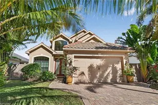 559 93rd Ave N, Naples, FL 34108 - Photo 5