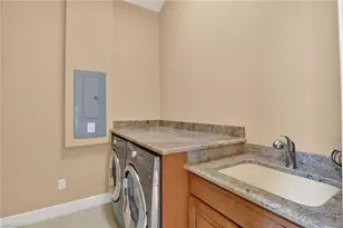 559 93rd Ave N, Naples, FL 34108 - Photo 27