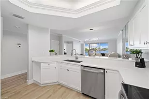 9700 Gulf Shore Dr, Naples, FL 34108 - Photo 17