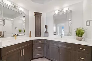 9700 Gulf Shore Dr, Naples, FL 34108 - Photo 13