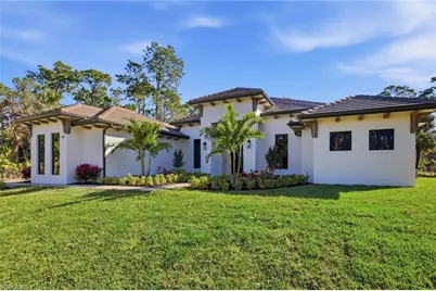 772 11th St NW, Naples, FL 34120 - Photo 5