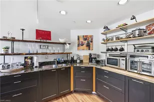 2260 First St, Fort Myers, FL 33901 - Photo 9