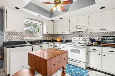 180 Cypress Way E #A103, Naples, FL 34110 - Photo 9