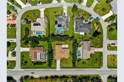 25452 Paradise Rd, Bonita Springs, FL 34135 - Photo 3