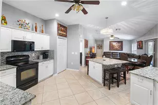 25452 Paradise Rd, Bonita Springs, FL 34135 - Photo 11