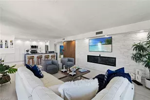 11 Bluebill Ave, Naples, FL 34108 - Photo 3