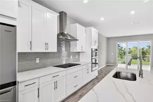 4646 Arboretum Cir, Naples, FL 34112 - Photo 7