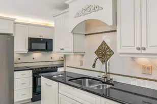 260 Seaview Ct, Marco Island, FL 34145 - Photo 11