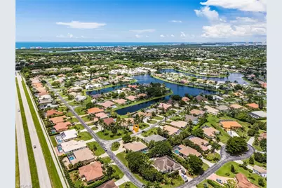 28000 Winthrop Cir, Bonita Springs, FL 34134 - Photo 31