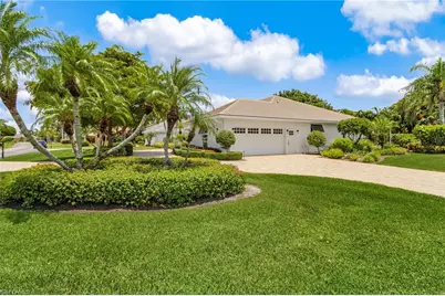 28000 Winthrop Cir, Bonita Springs, FL 34134 - Photo 3