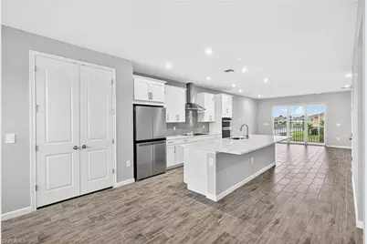 4563 Arboretum Cir #202, Naples, FL 34112 - Photo 3