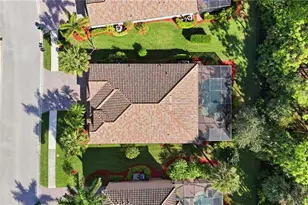 3915 Treasure Cove Cir, Naples, FL 34114 - Photo 23