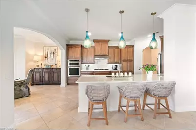 2555 Marquesa Royale Ln #1-302, Naples, FL 34109 - Photo 17