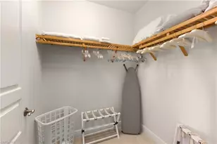 2555 Marquesa Royale Ln, Naples, FL 34109 - Photo 37