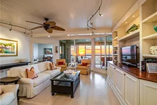 4021 Gulf Shore Blvd N, Naples, FL 34103 - Photo 3