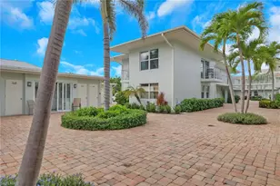 642 12th Ave S, Naples, FL 34102 - Photo 15