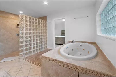 4460 5th Ave SW, Naples, FL 34119 - Photo 9