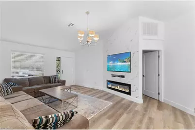 4460 5th Ave SW, Naples, FL 34119 - Photo 5