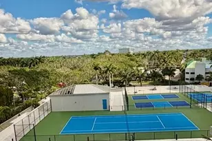 4051 Gulf Shore Blvd N, Naples, FL 34103 - Photo 9