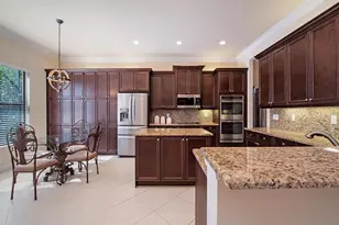 3199 Atlantic Cir, Naples, FL 34119 - Photo 9