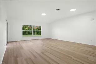 1175 Moon Lake Dr, Naples, FL 34104 - Photo 5