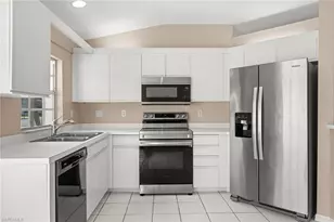 1175 Moon Lake Dr, Naples, FL 34104 - Photo 11