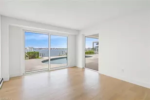 1535 Dolphin Ln, Naples, FL 34102 - Photo 21