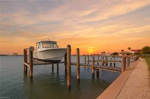 1535 Dolphin Ln, Naples, FL 34102 - Photo 9