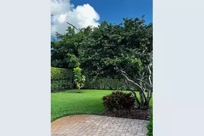 321 Burning Tree Dr, Naples, FL 34105 - Photo 21