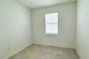 2258 Avocado Ln, Naples, FL 34120 - Photo 9