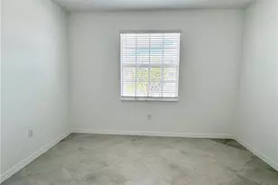 2258 Avocado Ln, Naples, FL 34120 - Photo 11