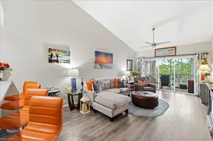 422 Valerie Way, Naples, FL 34104 - Photo 5